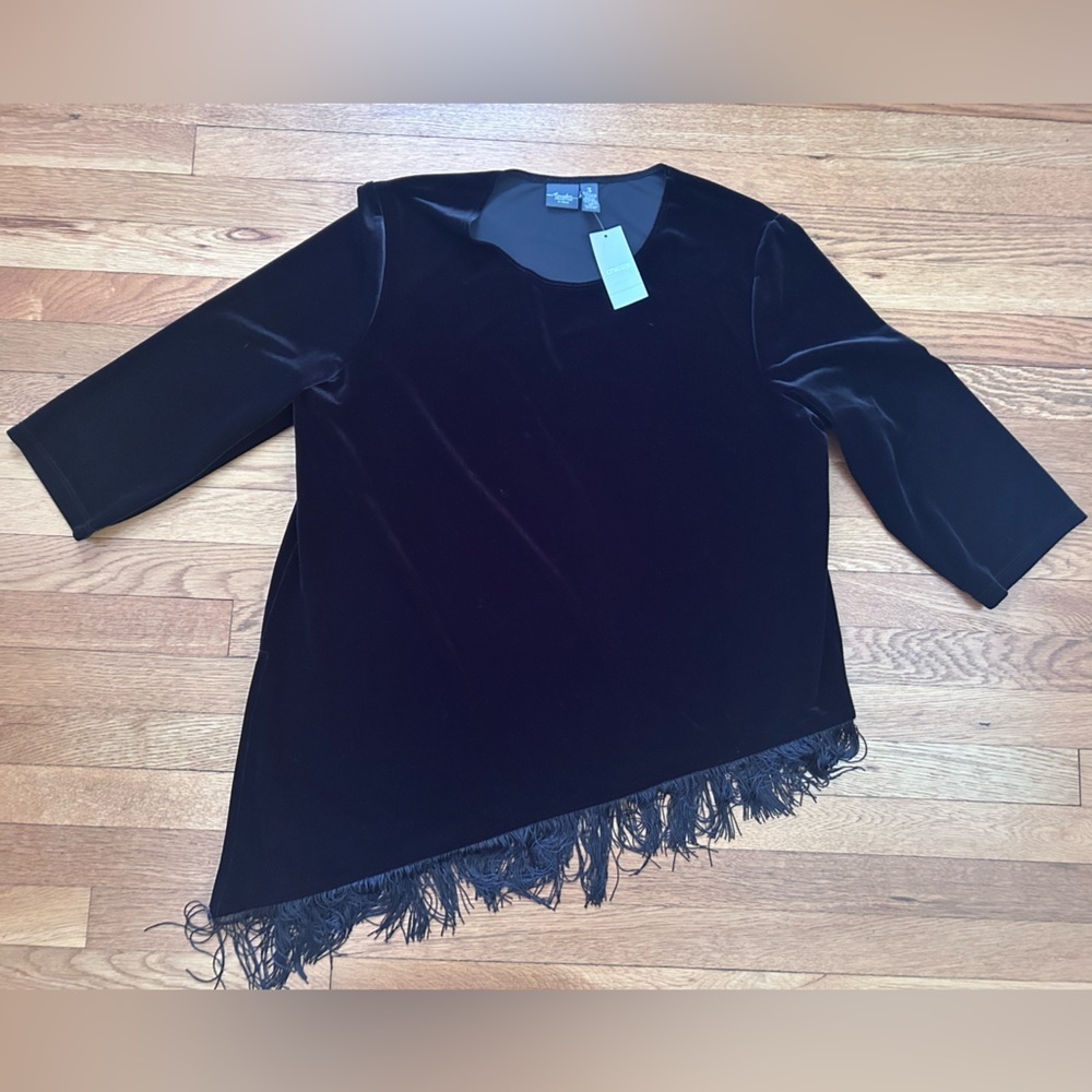 Chico’s Travelers Collection Black Assymetrical Velvet Tunic Top - Size 3 - NWT